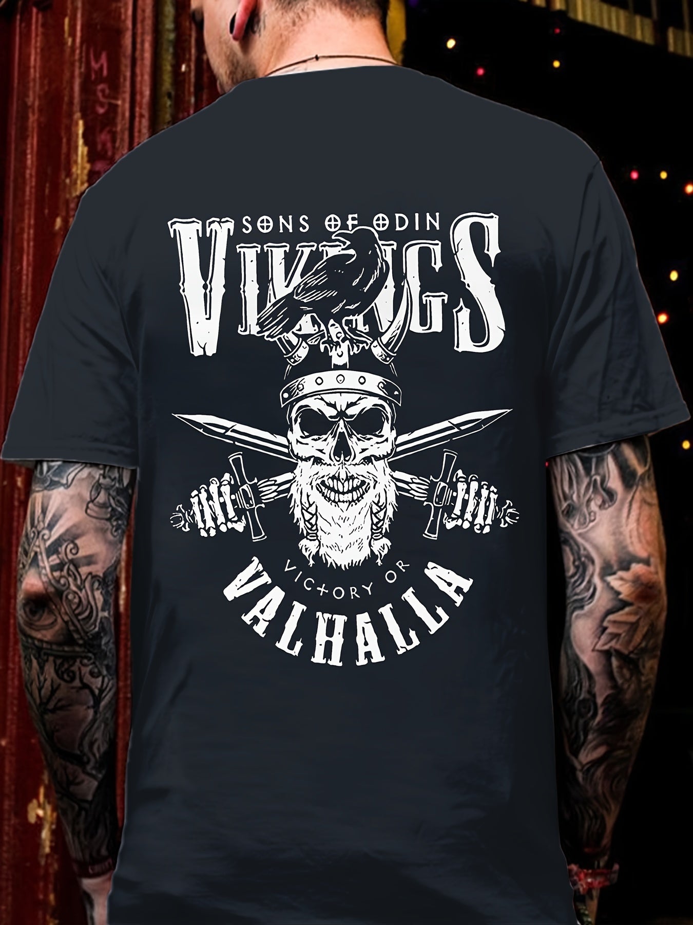 Men's Graphic T-Shirt - Large Skull Print for Summer Style