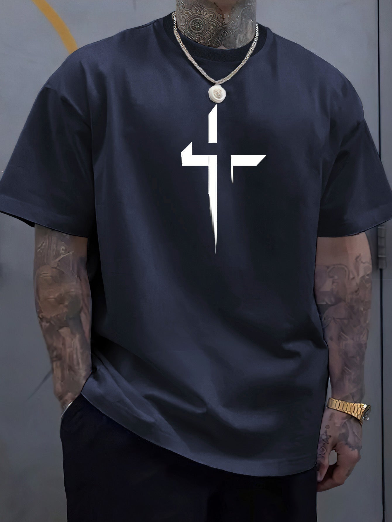 Cross Creative Printed Men's Casual T-shirt, Summer Fashionable Round Neck Short Sleeved Top, Men's Modern Street Style