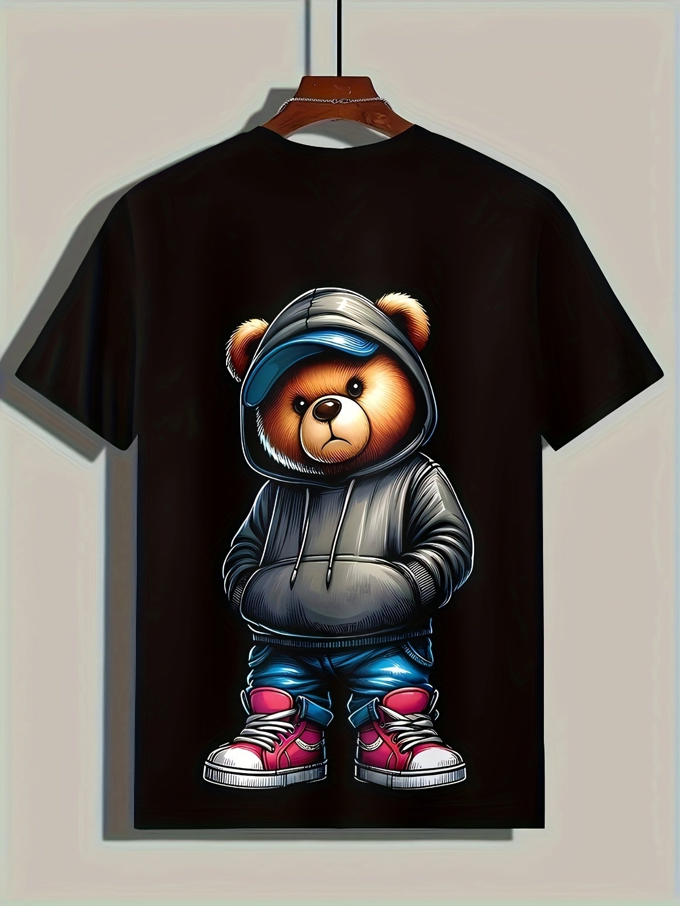 Men's Graphic T-Shirt - Retro Geometric Bear Design for Casual Outings